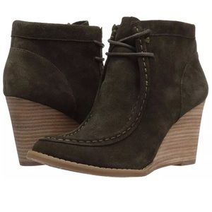 NWT Lucky Brand wedge ankle boots
